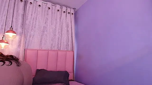 Snapshot of rose_barbara chatting on 03/13/25, 12:35 rose barbara online show from 03/13/25, 12:35