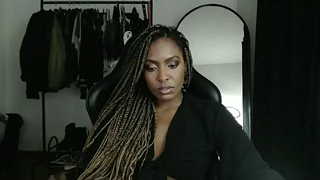 marisilva br online show from 02/12/25, 11:30