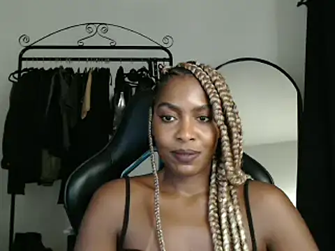 marisilva br online show from 03/18/25, 11:31