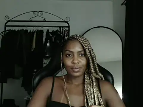 marisilva br online show from 03/19/25, 03:41