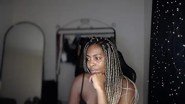 marisilva br online show from 10/06/25, 10:07