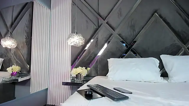 Snapshot of MaluDiaz chatting on 02/13/26, 05:09 MaluDiaz online show from 02/13/26, 05:09