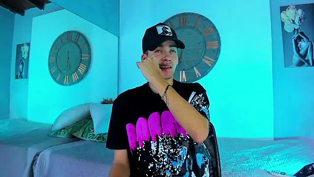 Mike 0233  online show from 01/23/25, 04:09