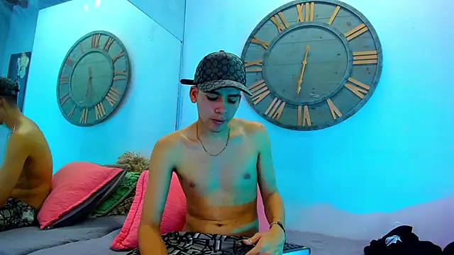 Mike 0233  online show from 01/28/25, 07:11