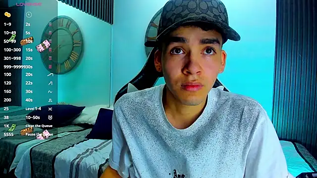 Mike 0233  online show from 02/20/25, 04:07