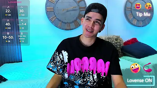 Mike 0233  online show from 03/01/25, 04:04