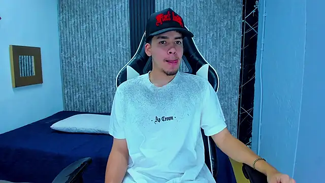 Mike 0233  online show from 01/09/26, 05:10