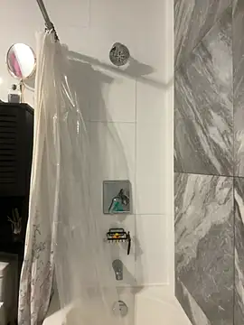 GingerSnap33 online show from 12/29/24, 12:09