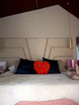 Miss ary online show from 04/11/26, 11:47