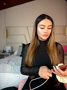 Miss ary online show from 04/18/26, 11:47