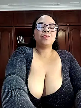 XMara online show from 02/03/25, 07:42