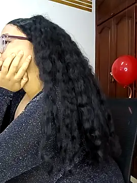 XMara online show from 02/14/25, 07:02