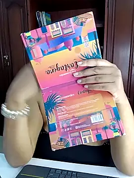 XMara online show from 03/03/25, 07:49