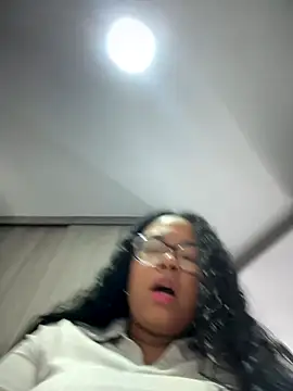 XMara online show from 09/17/25, 04:08