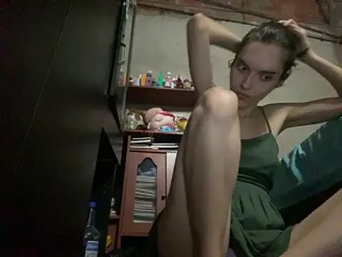 lilithanderson online show from 06/17/26, 07:33