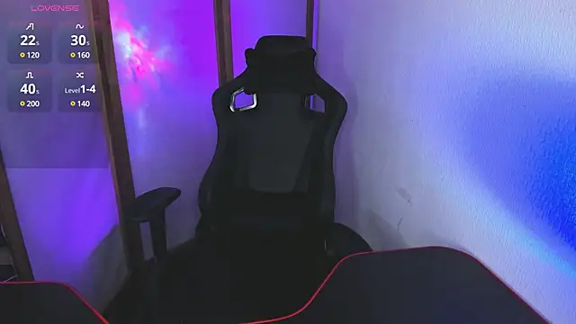 Snapshot of Brad_Maloney chatting on 12/28/24, 02:01 Brad Maloney online show from 12/28/24, 02:01