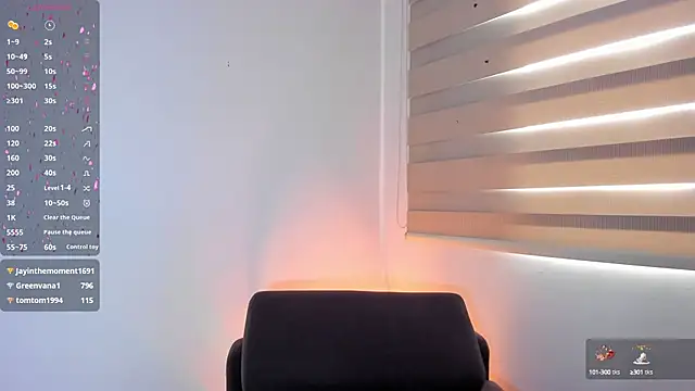 Snapshot of thaliacollins chatting on 12/16/24, 02:05 thaliacollins online show from 12/16/24, 02:05