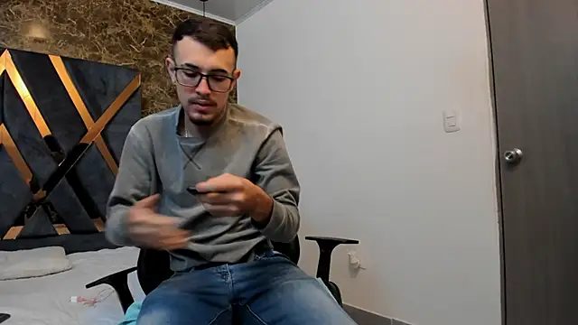 CodyWalkerR online show from 03/05/25, 05:08