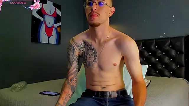 CodyWalkerR online show from 10/18/25, 05:14