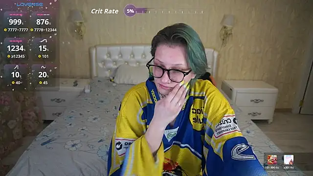 LunaaMayy online show from 01/17/26, 03:39