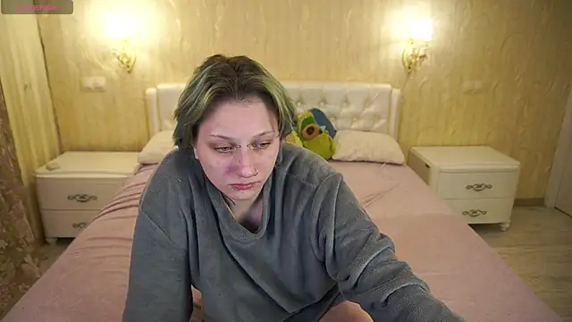 LunaaMayy online show from 02/11/26, 03:06