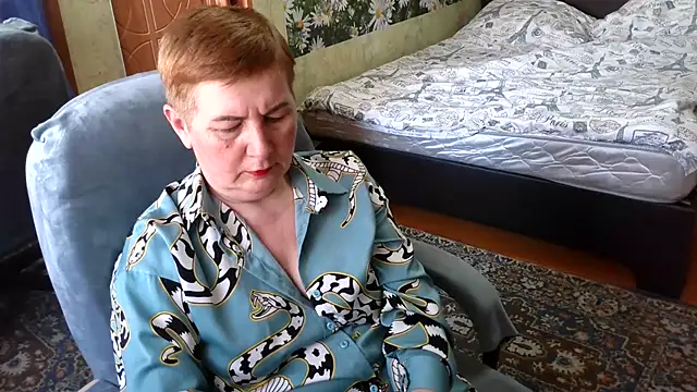 NicoleOlla online show from 02/25/25, 08:47