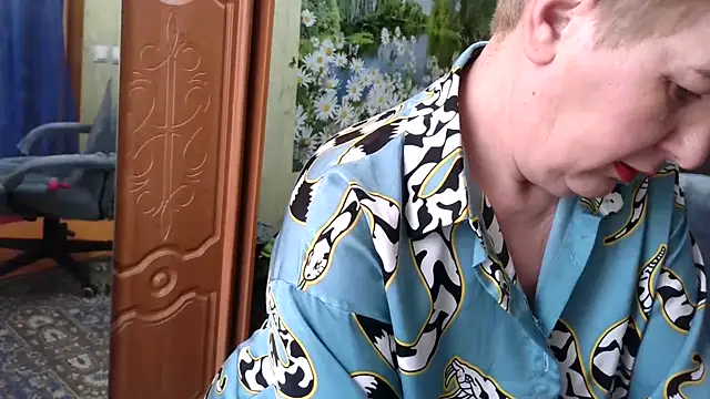 NicoleOlla online show from 02/27/25, 06:29