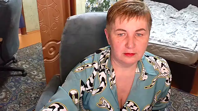 NicoleOlla online show from 02/28/25, 12:20