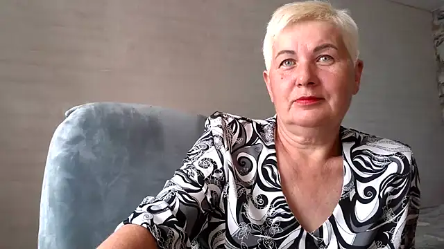 NicoleOlla online show from 09/09/25, 02:22