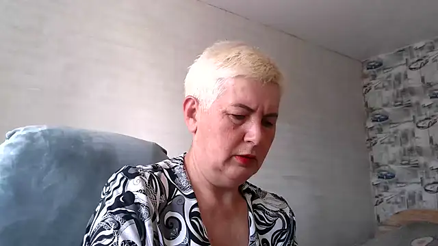 NicoleOlla online show from 09/15/25, 02:44