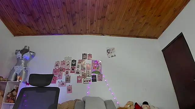 Pucaa  online show from 02/08/26, 01:42