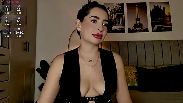 Snapshot of caralella chatting on 06/12/26, 10:08 caralella online show from 06/12/26, 10:08
