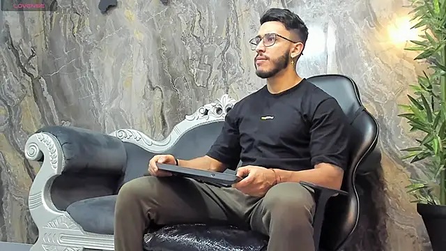 Liam Kleiin online show from 01/21/25, 11:35