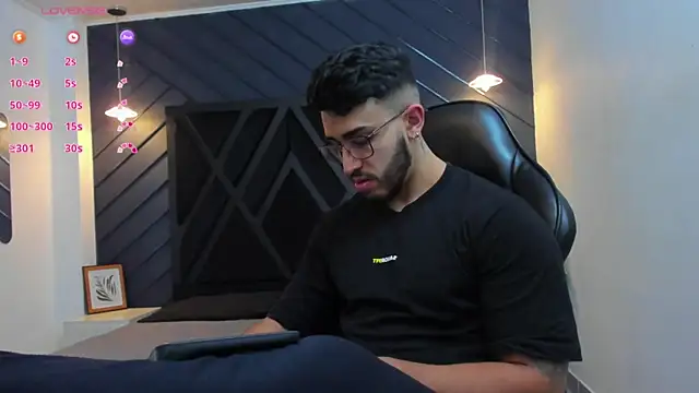 Liam Kleiin online show from 10/17/25, 11:24