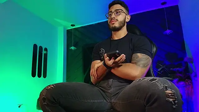 Liam Kleiin online show from 04/02/26, 11:30