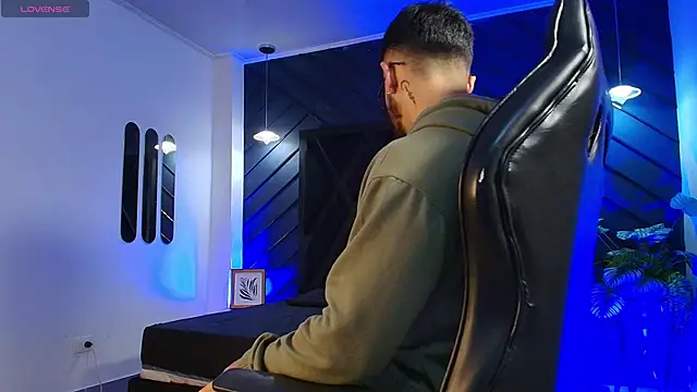 Liam Kleiin online show from 04/07/26, 11:21