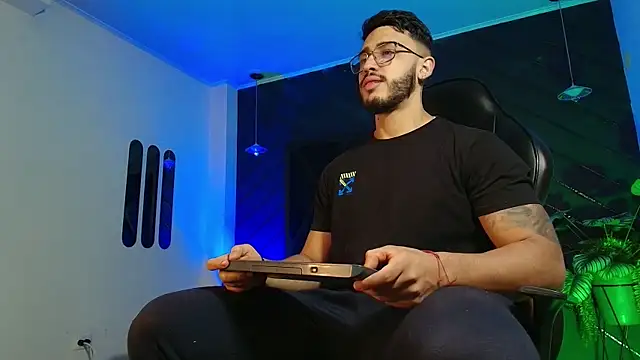 Liam Kleiin online show from 04/11/26, 11:36