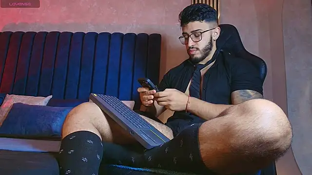 Snapshot of Liam_Kleiin chatting on 06/16/26, 11:24 Liam Kleiin online show from 06/16/26, 11:24
