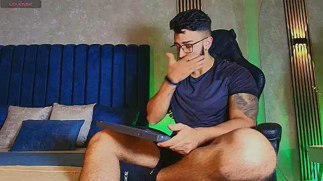 Snapshot of Liam_Kleiin chatting on 07/07/26, 11:14 Liam Kleiin online show from 07/07/26, 11:14