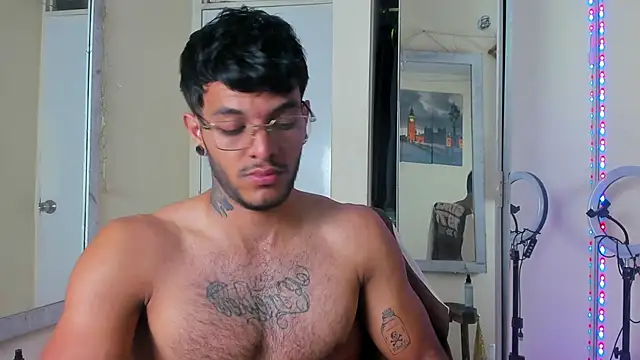 JuanBlade online show from 03/20/25, 01:13