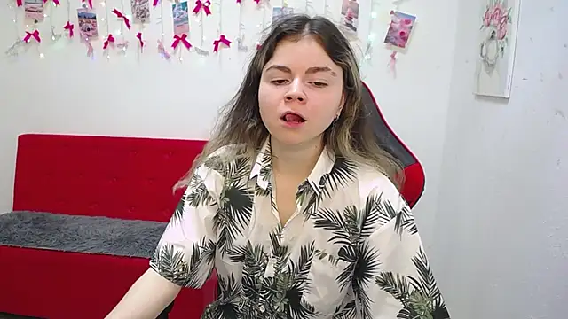 TinaRedly online show from 05/19/26, 05:30