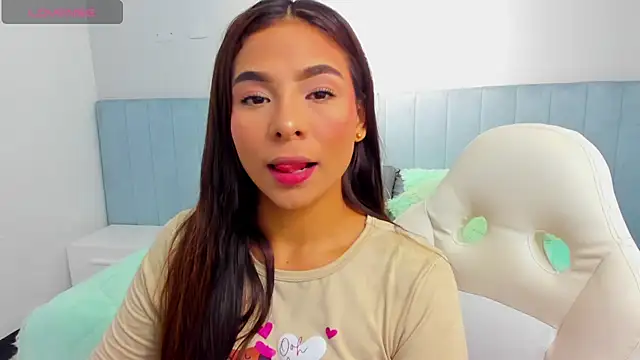 amira cute2 online show from 10/08/25, 10:46