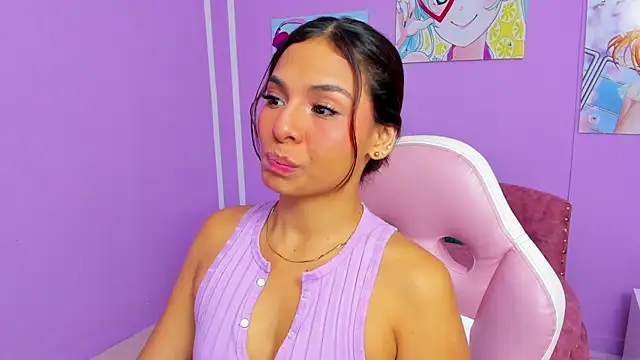 amira cute2 online show from 03/13/26, 12:12