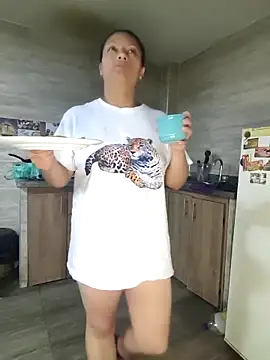 Snapshot of hotandfierylatinos2023 chatting on 09/16/25, 10:38 hotandfierylatinos2023 online show from 09/16/25, 10:38