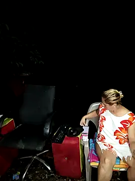 hotandfierylatinos2023 online show from 04/08/26, 10:04