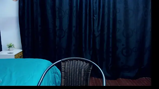 megan collins96 online show from 02/09/25, 07:41