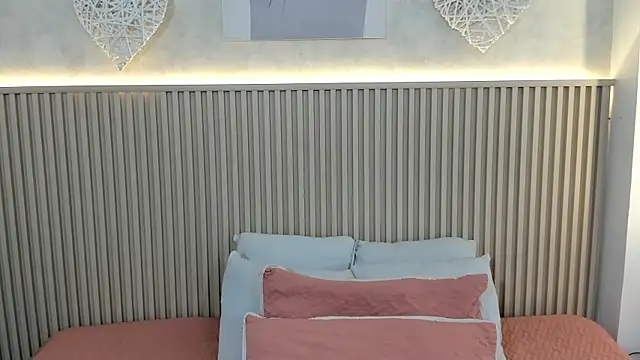 charlottebrowns  online show from 03/05/26, 12:23