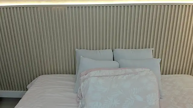 charlottebrowns  online show from 05/21/26, 12:12