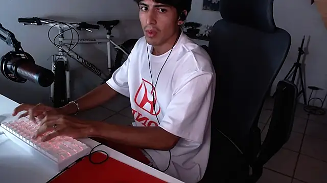 Thieves9 online show from 10/13/25, 06:46