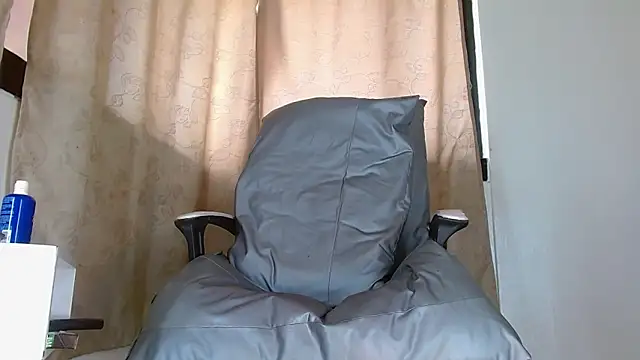 bellatrixx 69 online show from 12/14/24, 03:15